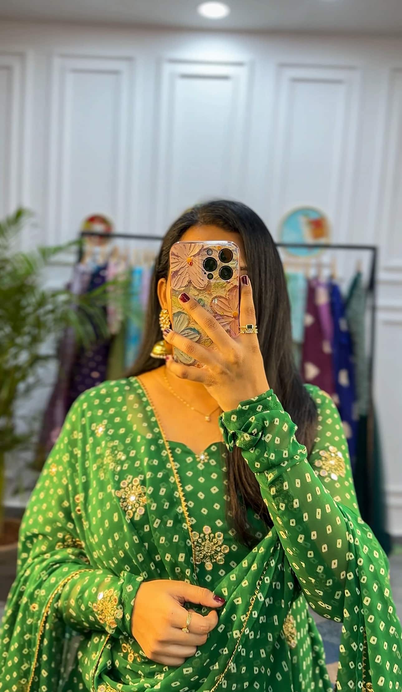 EMBROIDERY SEQUENCE WORK GOWN