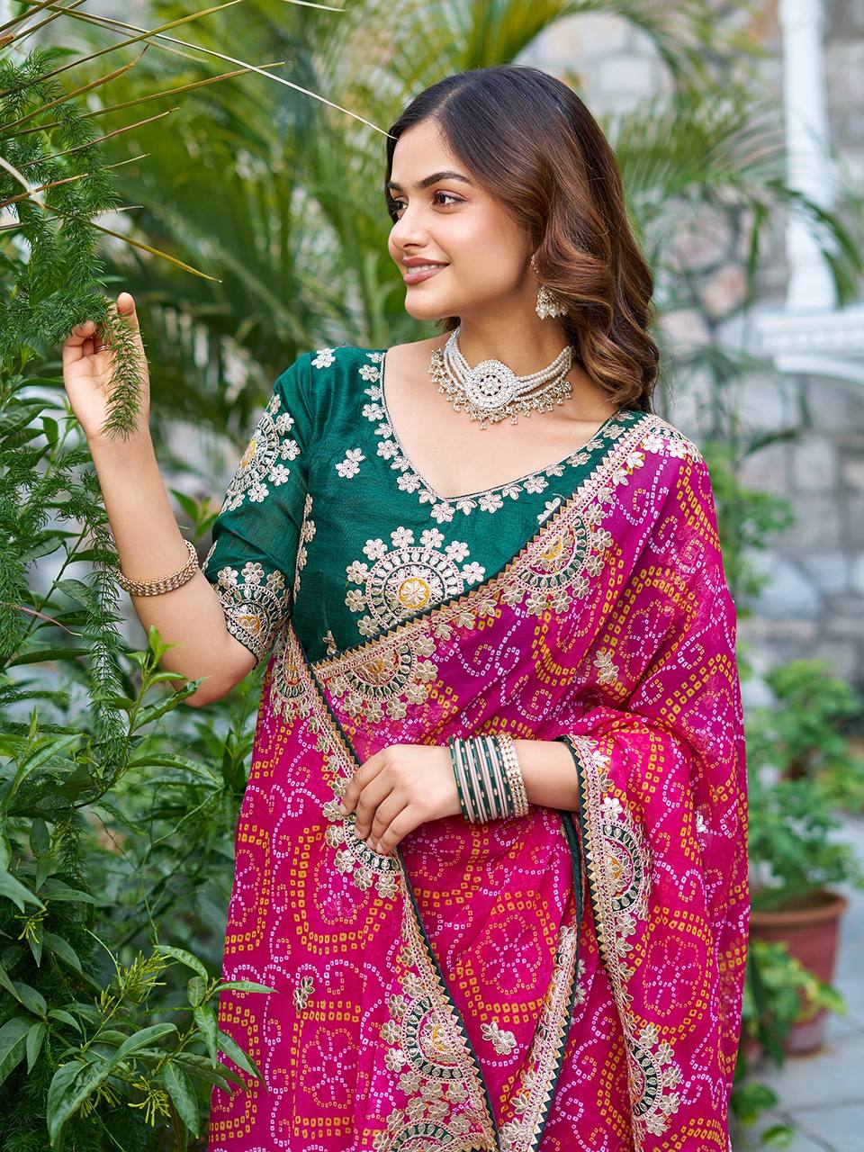 BANDHREJ SAREE WITH GOTA PATI WORK