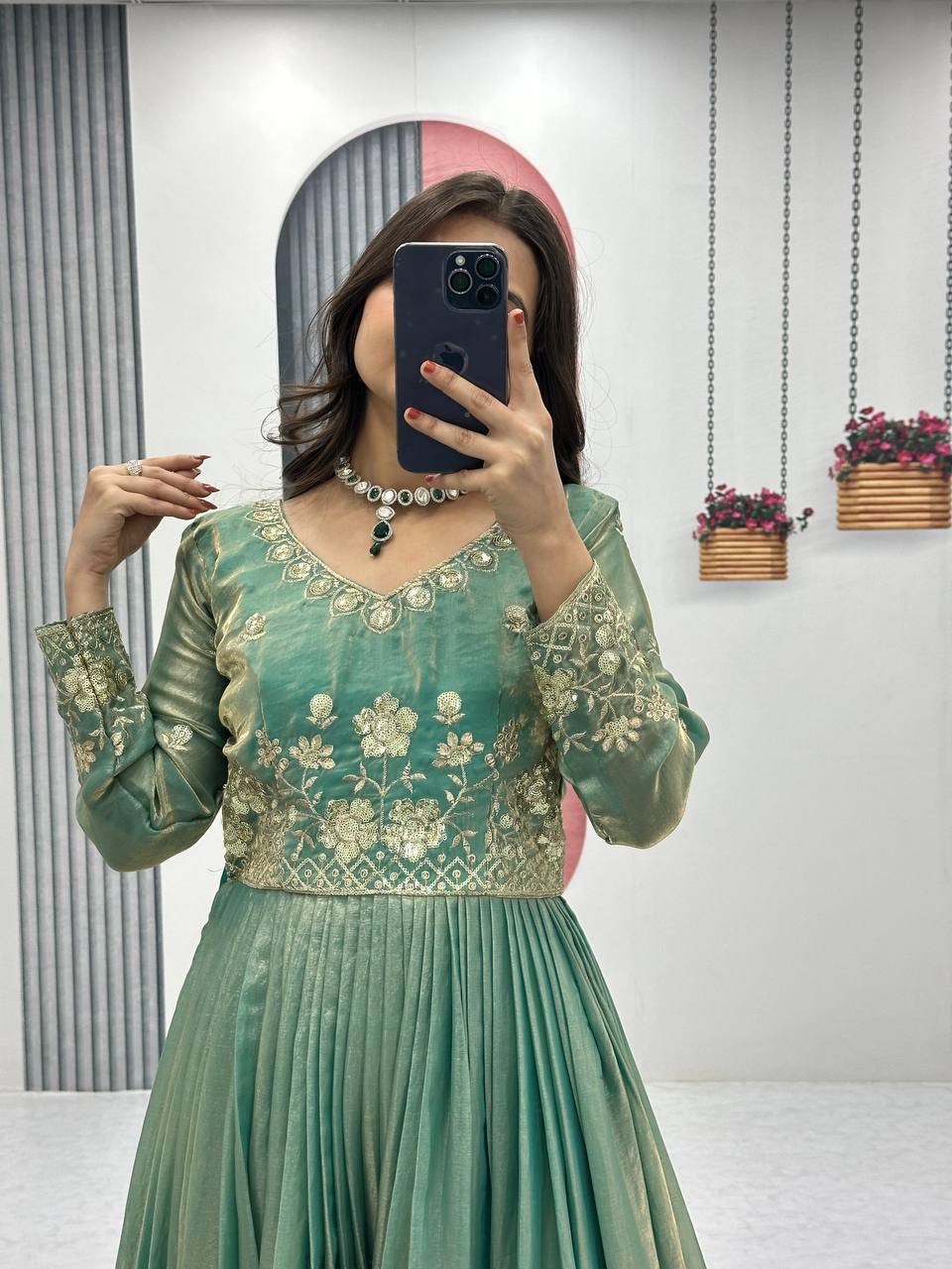 ANARKALI SUIT WITH TRENDING COLOR