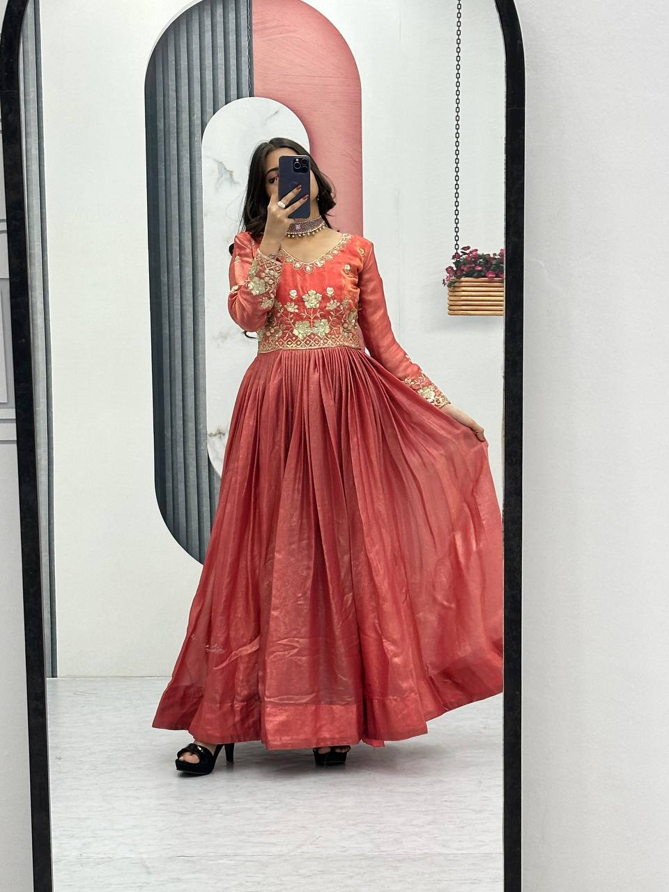 ANARKALI SUIT WITH TRENDING COLOR