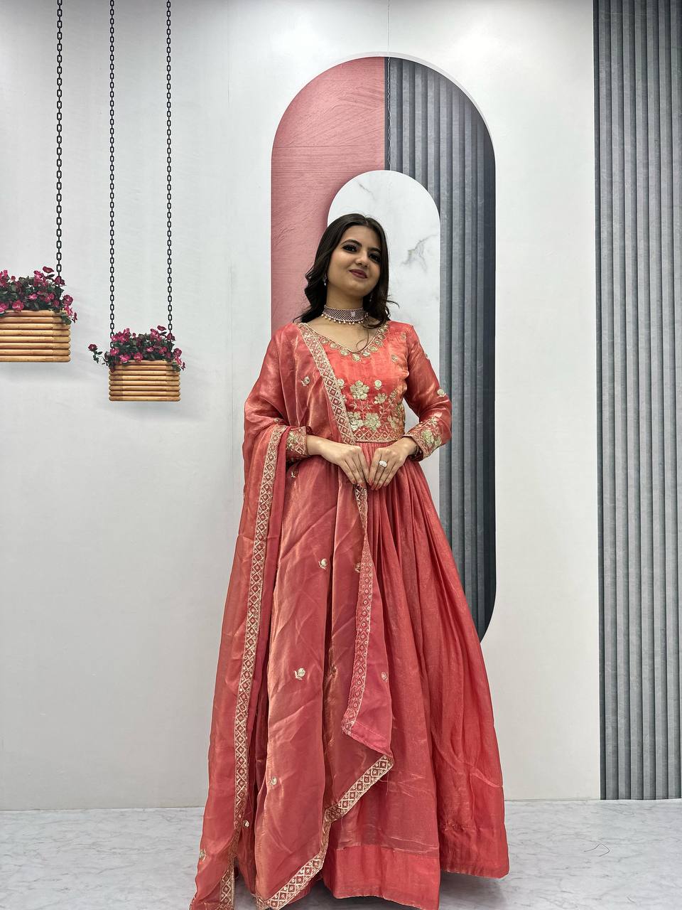 ANARKALI SUIT WITH TRENDING COLOR