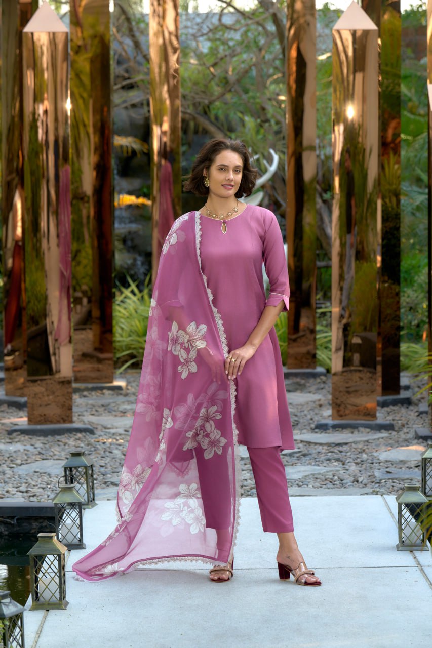 EMBROIDERY NECKIINE WORK STRAIGHT KURTI SET