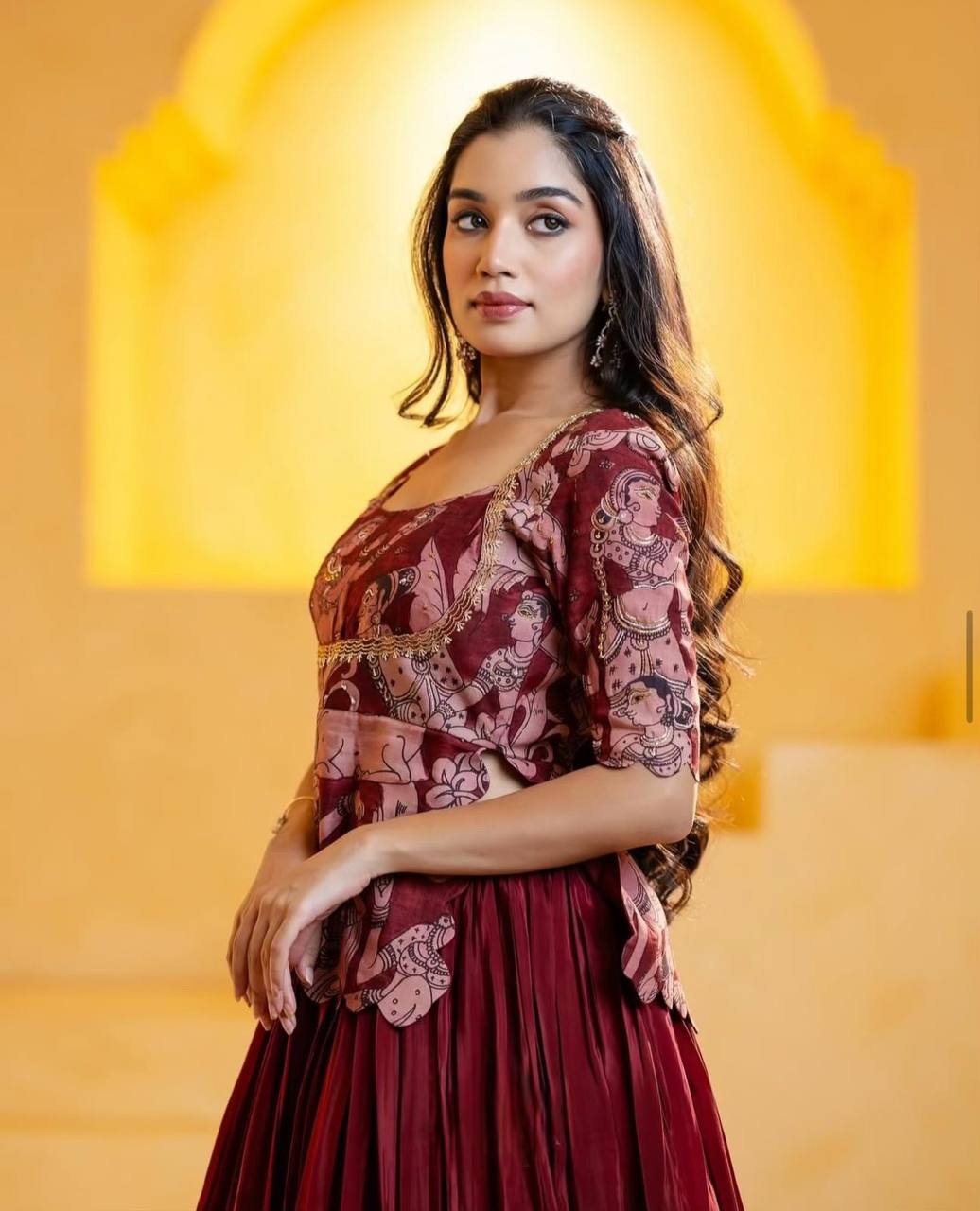 CHINNON CROP TOP WITH LEHENGA
