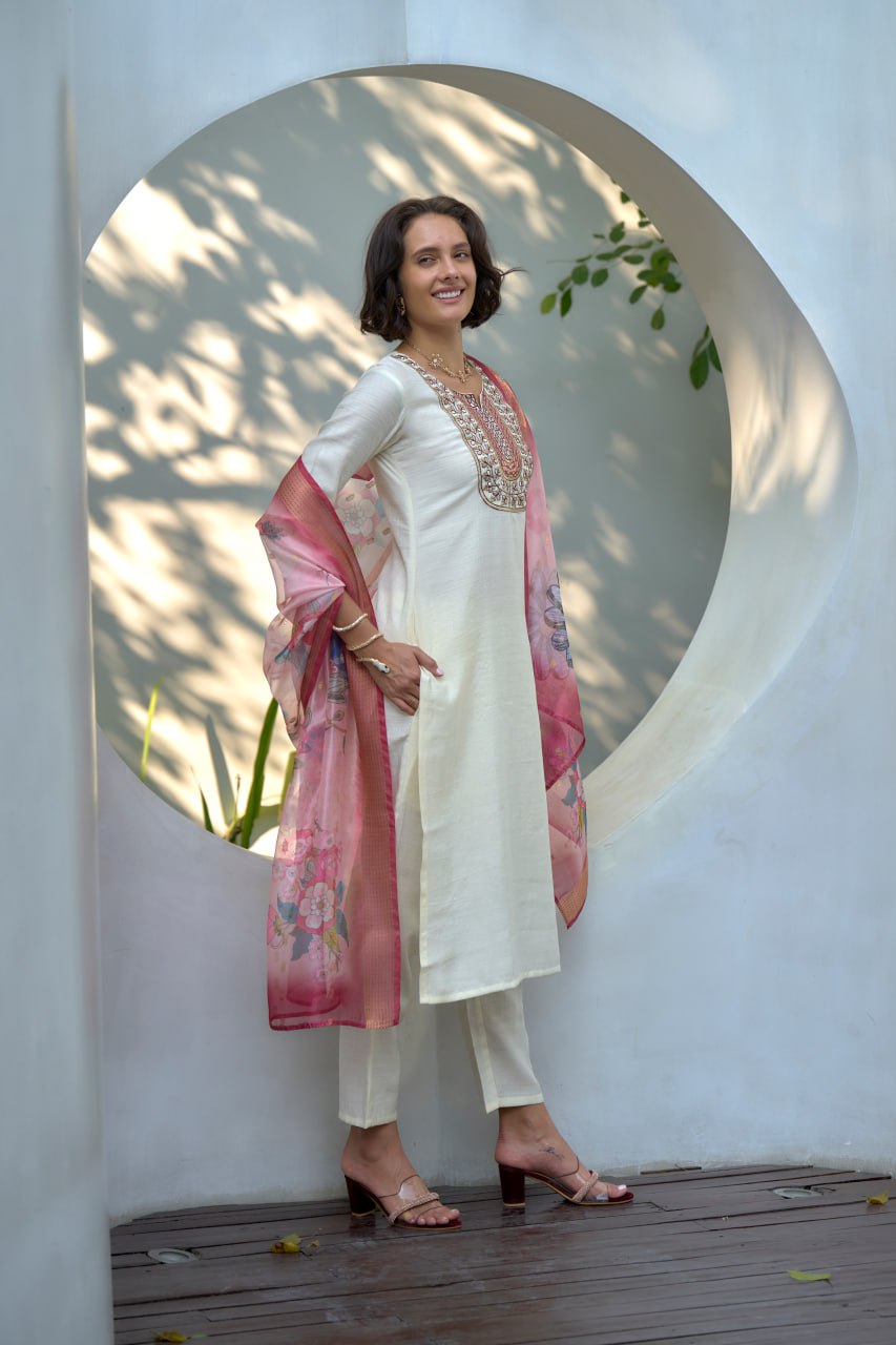 STRAIGHT WHITE KURTI PANT WITH DUPATTA