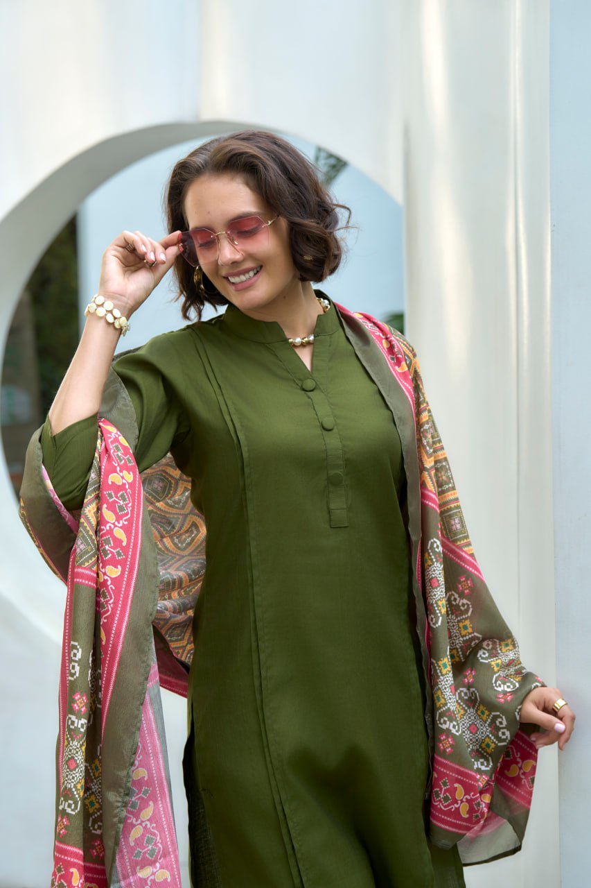ELEGANT STRAIGHT KURTI PANT WITH DUPATTA
