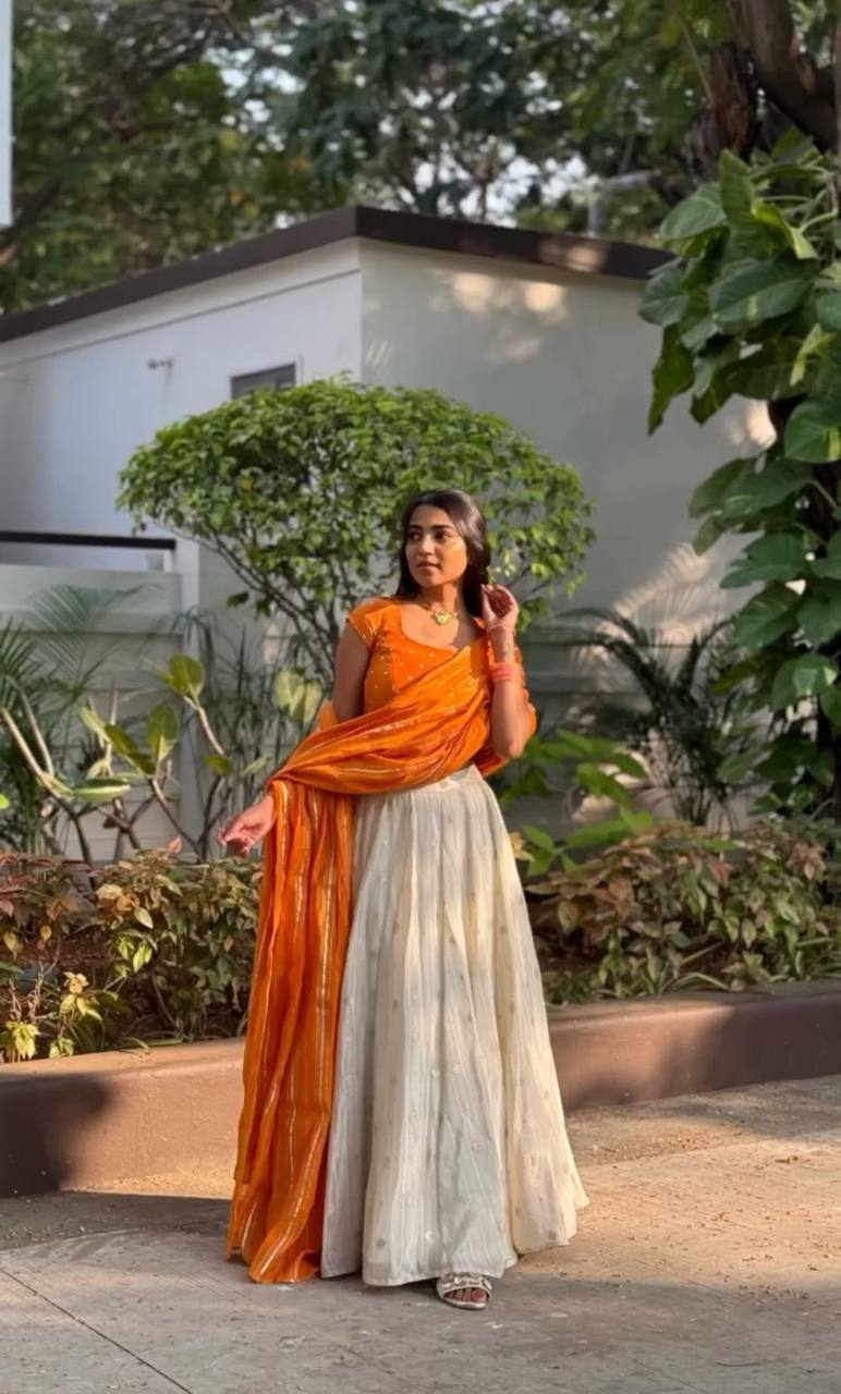 JACQUARD SILK LEHENGA CHOLI