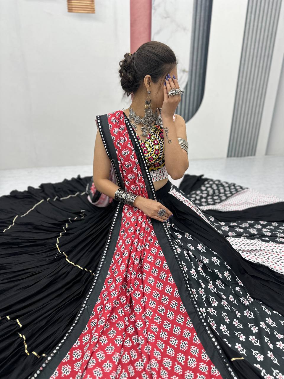NAVRATRI SPECIAL 8 METER FLAIR BLACK LEHENGA CHOLI